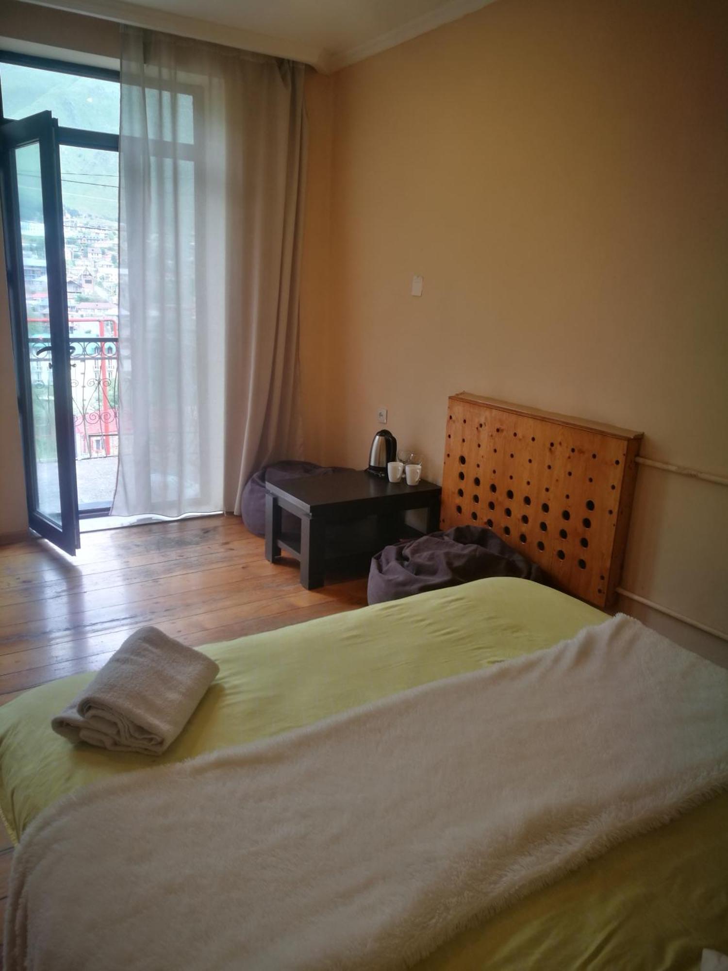 Belas Guesthouse Kazbegi Ngoại thất bức ảnh