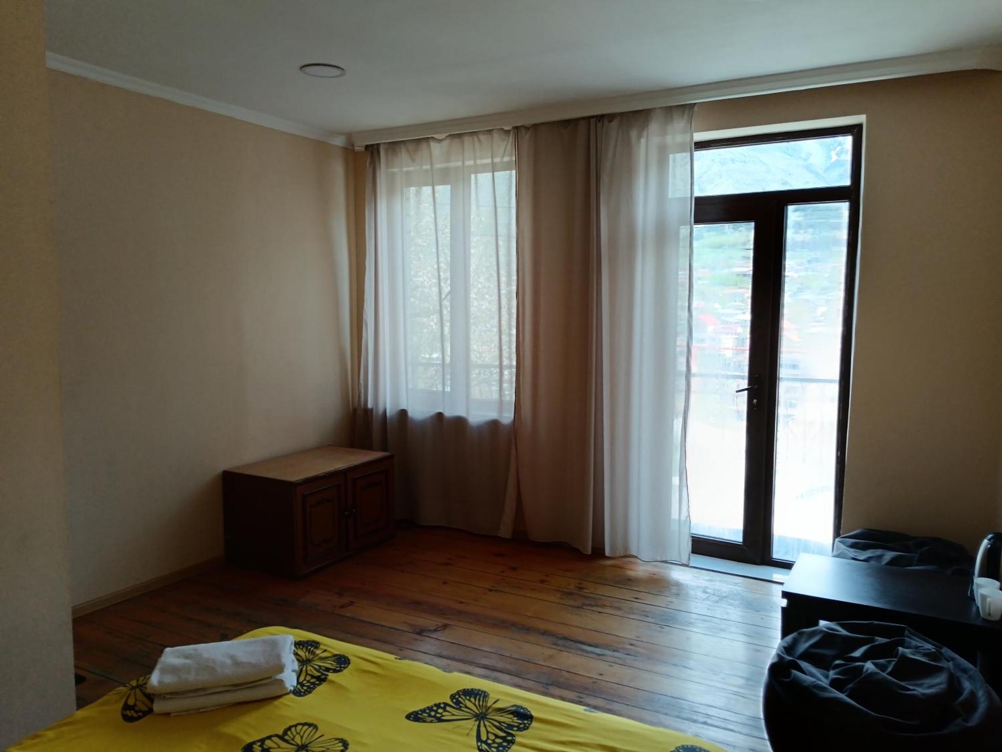 Belas Guesthouse Kazbegi Ngoại thất bức ảnh